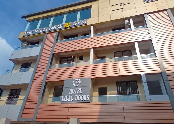Hotel Lilac Doors Patna 